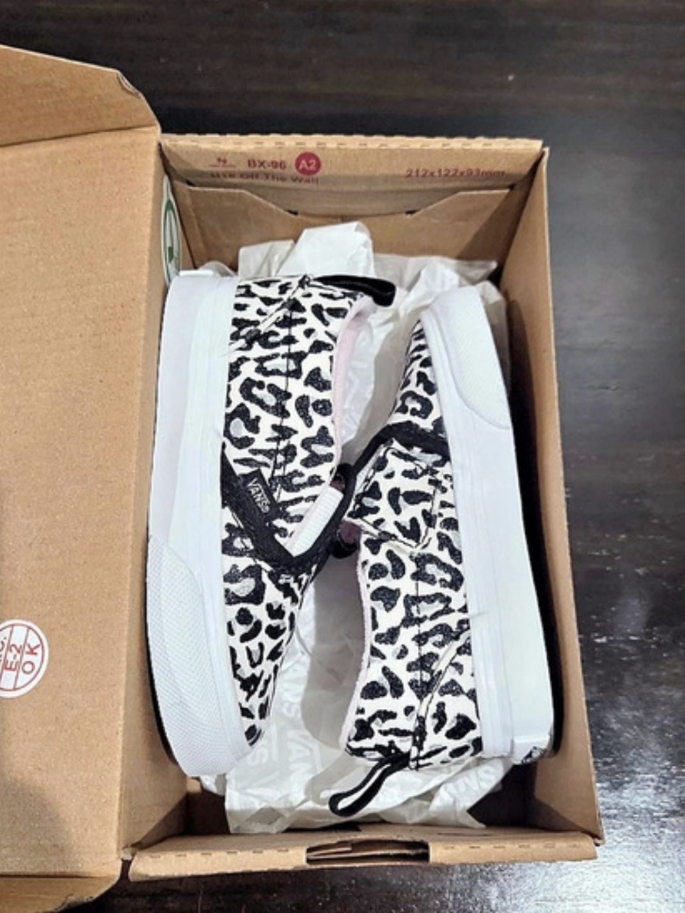 Toddlers Vans Leopard Glitter Pastel Pink Leopard Slip-On Sneakers US 6.0